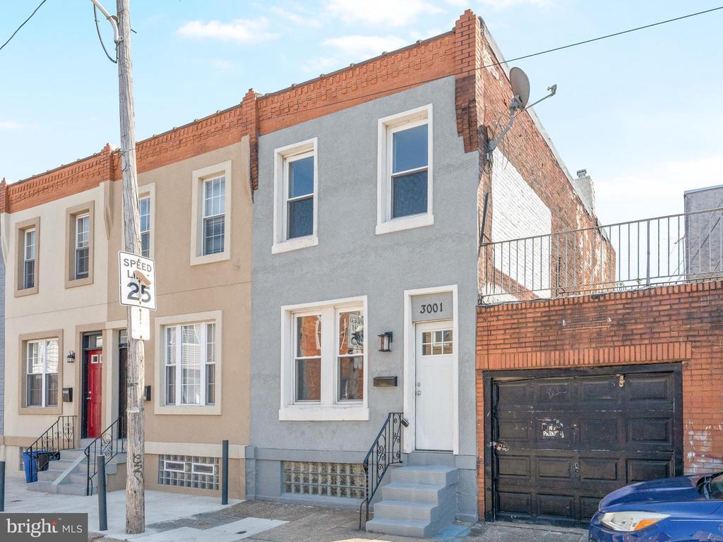 Foto principal - 3001 Agate St