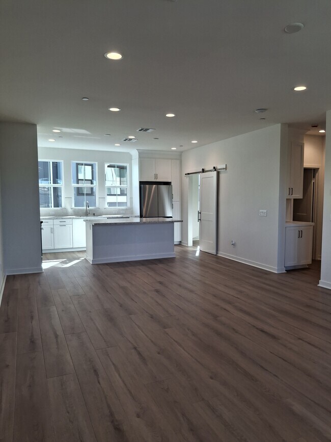 Foto del edificio - 4672 Catmint Ln