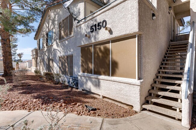 Building Photo - COZY 2 BEDROOM CONDO IN 89120