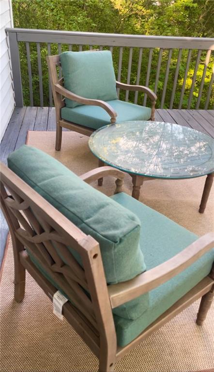 Foto del edificio - 2486 Claude St NW