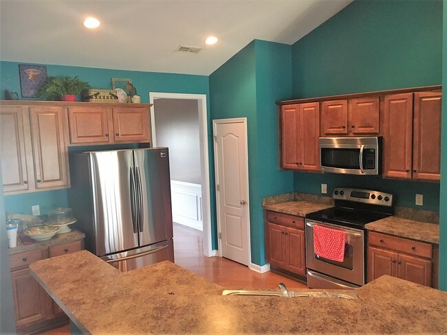 Building Photo - 329 Malbec Dr