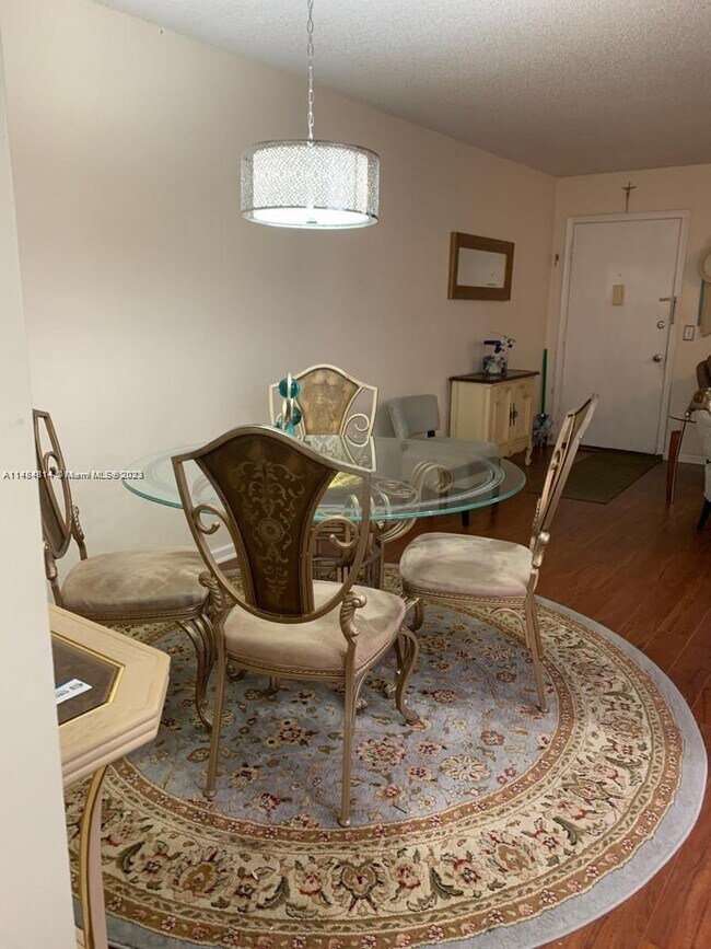Foto del edificio - 151 SW 135th Terrace