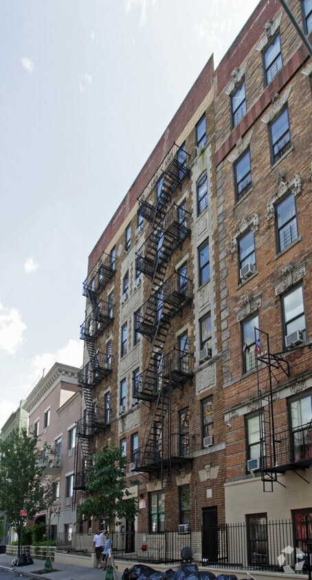 Building Photo - 234 S 1st St