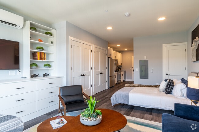 Studio, 1BA - 535SF - Vermella East