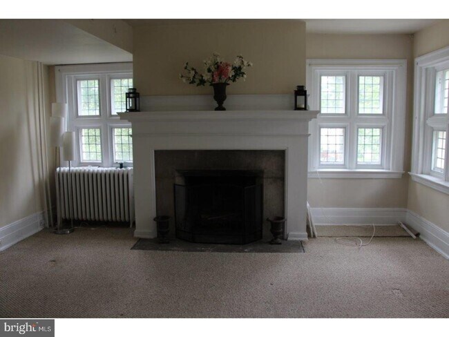 Building Photo - 404 W Levering Mill Rd