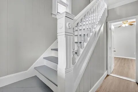 Foto del edificio - 528 Broadway St