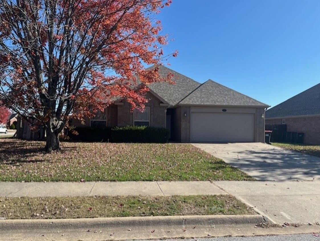 Primary Photo - Great 3 Bedroom!