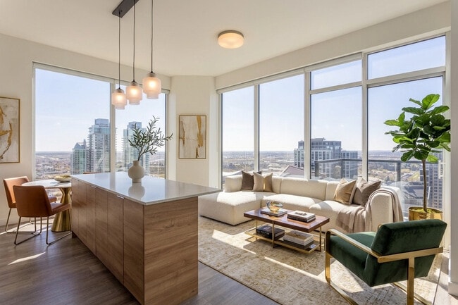 Building Photo - Upten