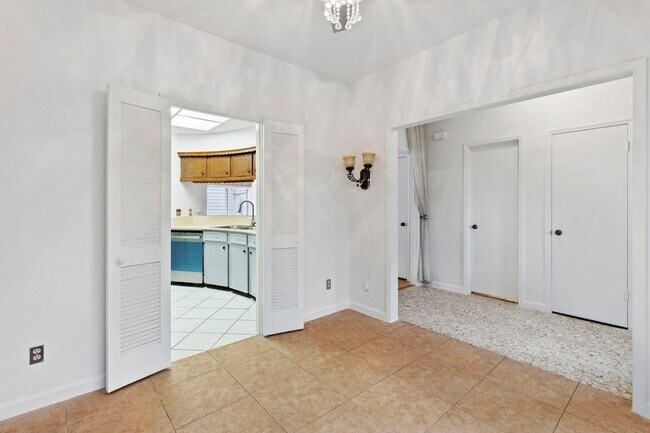 Foto del edificio - 10728 Briar Forest Dr