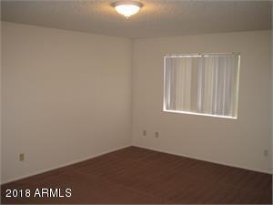 Foto del edificio - 4420 E Wood St