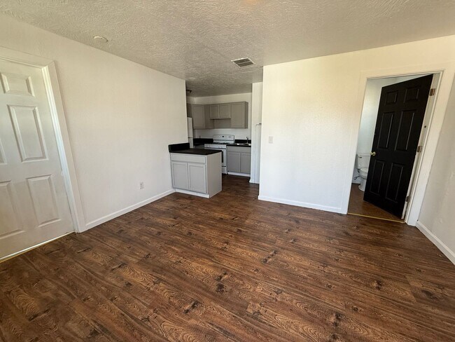 Foto del edificio - Big style, small footprint—welcome to living done right!