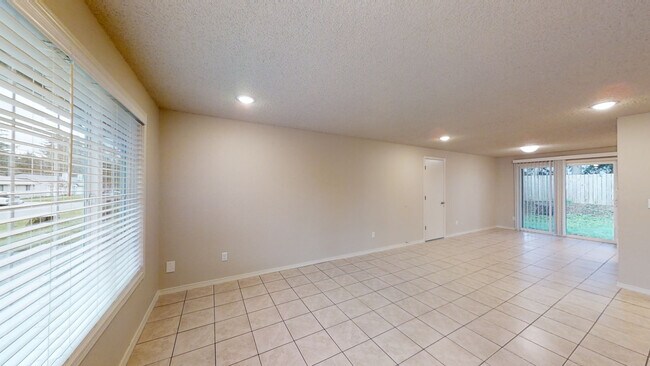 Sala de estar - 17416 8th Avenue Ct E