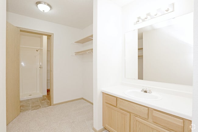 2 Bedroom - Master Vanity - Greenbrier Apartments