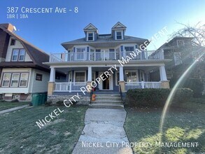 Building Photo - 387 Crescent Ave