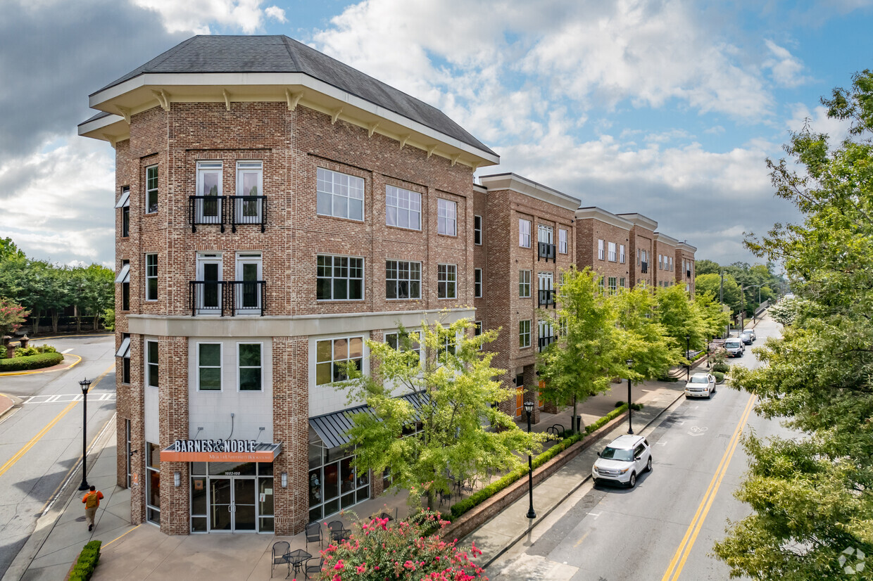 Foto principal - The Lofts at Mercer Village