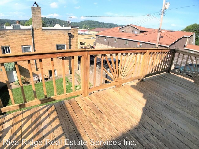 Building Photo - 1039 State Ave