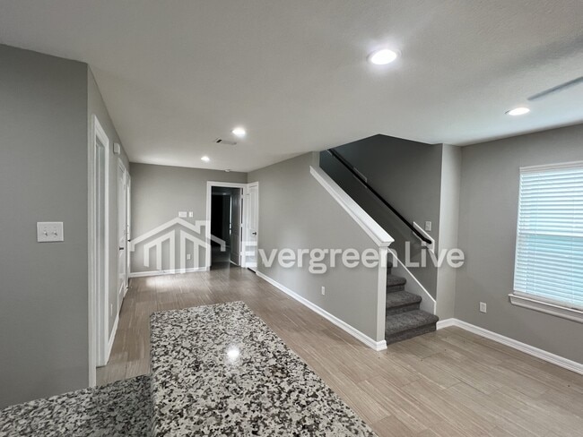 Building Photo - 3206 Angelfish Cove