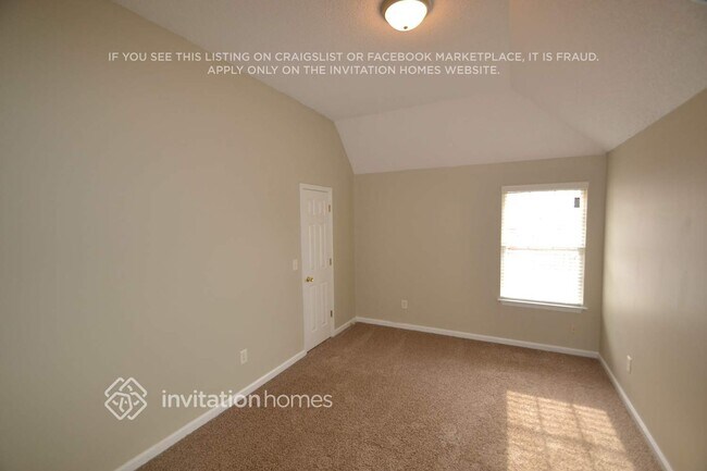 Foto del edificio - 2055 Registry Ct