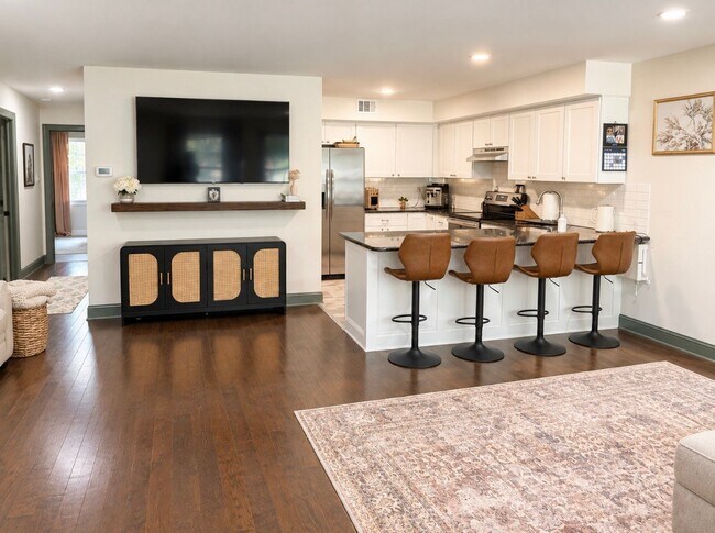 Foto del edificio - 276 Walnut Springs Ct