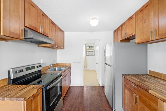 Building Photo - 3093 Pualei Cir