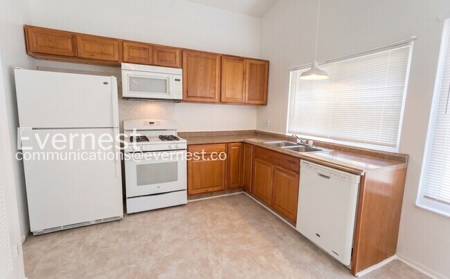 Foto del edificio - 5402 Trailbend Dr