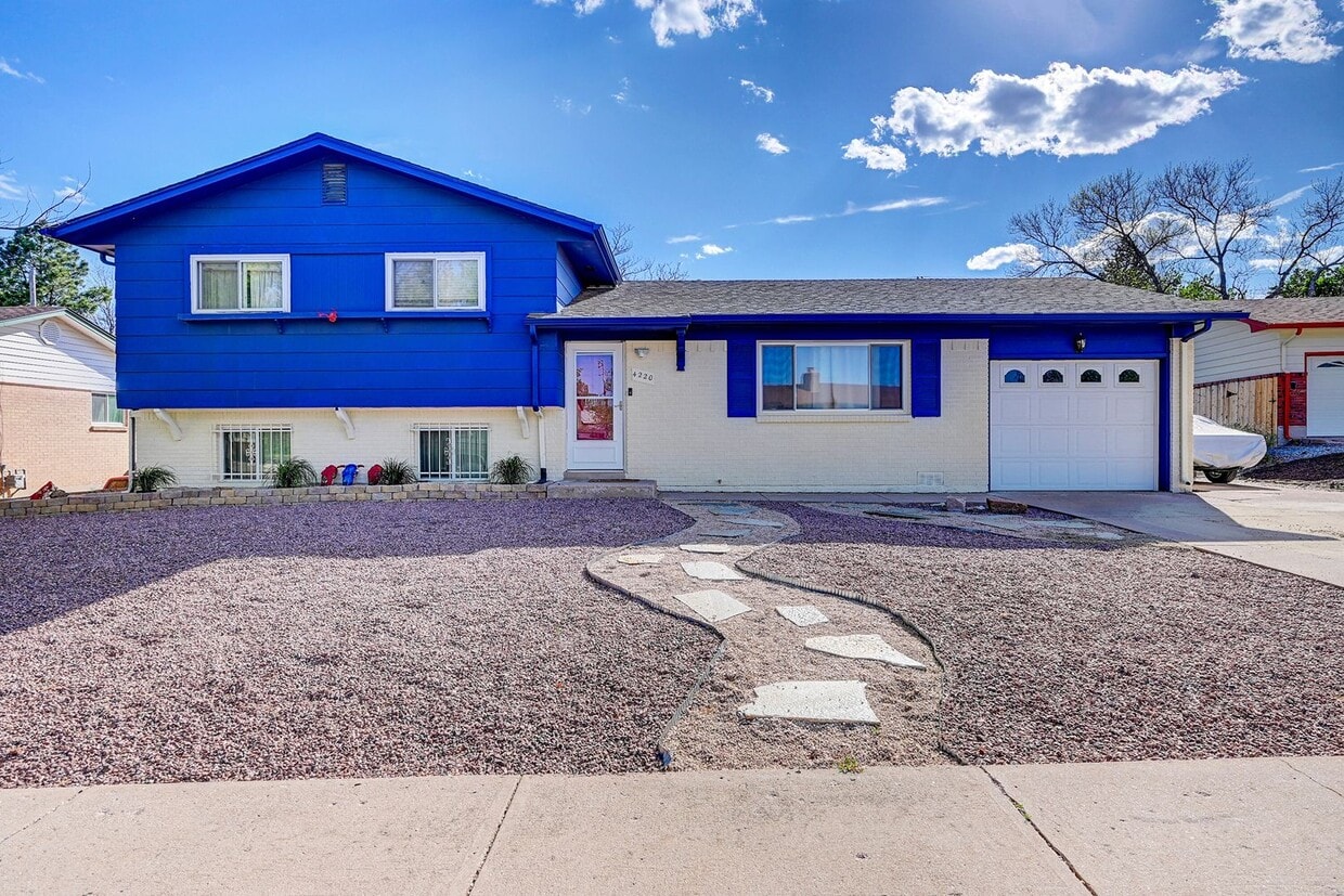 Photo - 4220 Edwinstowe Ave