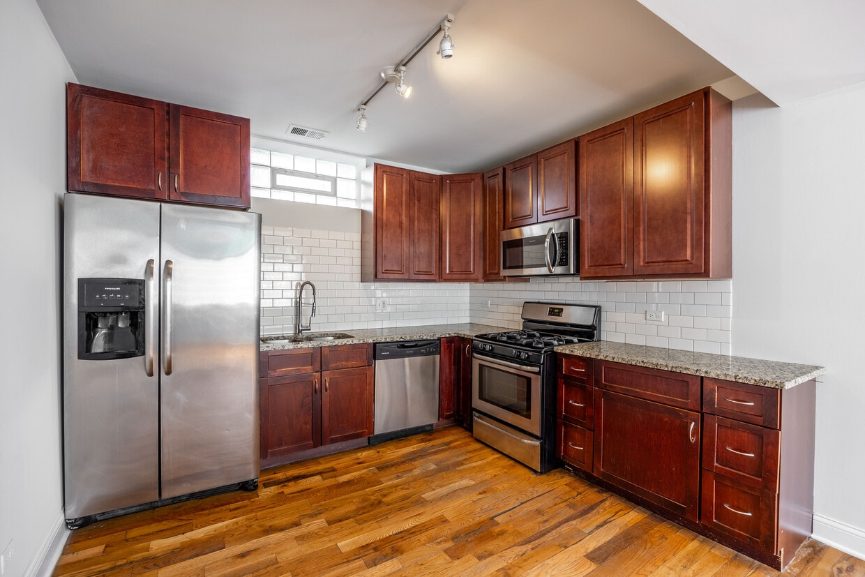 Primary Photo - 1505 N Talman Ave