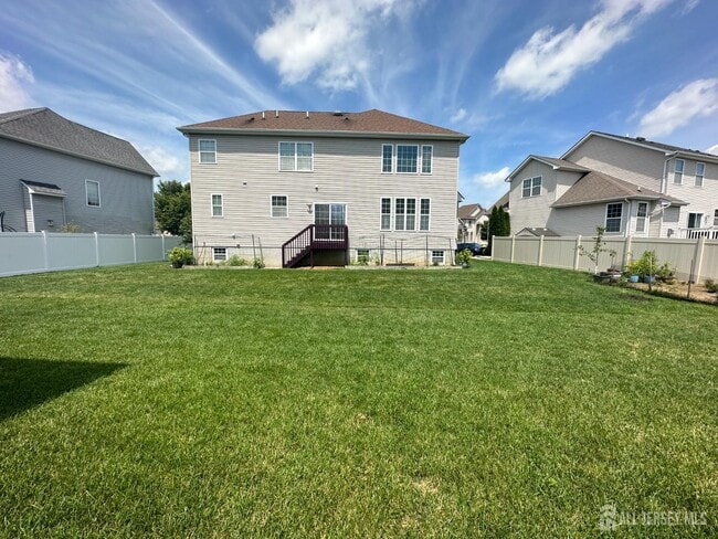 Foto del edificio - 25 Eddington Ln