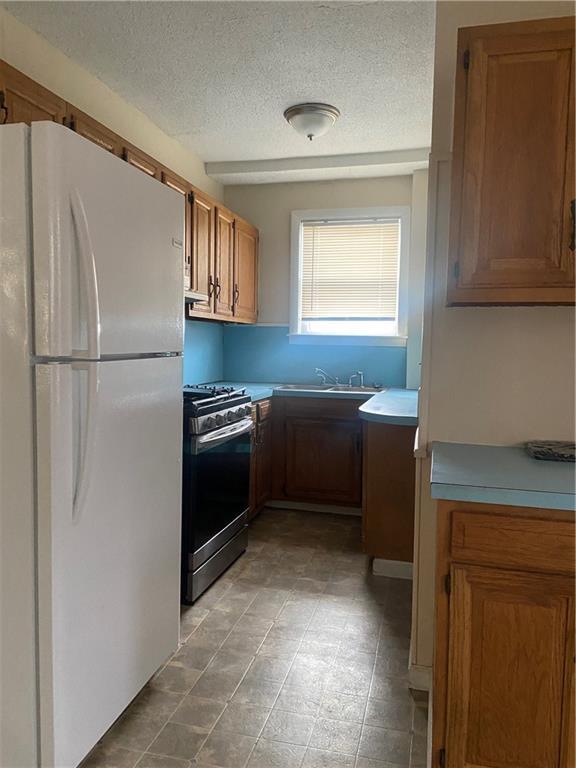 Foto del edificio - 889 Main St