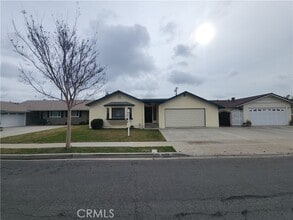 Building Photo - 6652 Sambar Cir