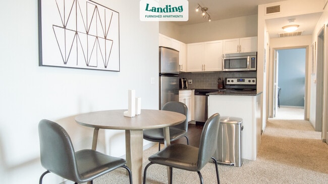 Foto del edificio - 8155 E Fairmount Dr