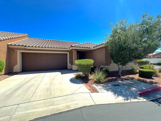 Building Photo - 9221 Candilela Ct