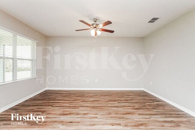 Foto del edificio - 1025 Preserve Dr