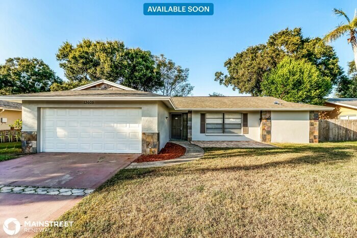 Primary Photo - 13605 Las Palmas Dr