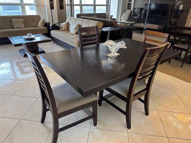 Foto del edificio - 3750 Galt Ocean Dr