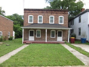 Building Photo - 661-663 Pegram St