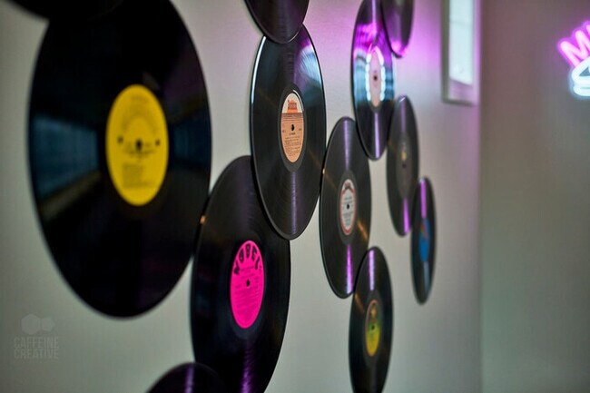 Building Photo - Music-Themed 2BR Rhythmic Retreat