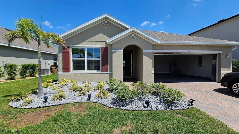 Primary Photo - 3167 Estancia Ln