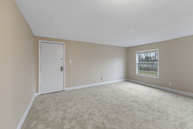 Building Photo - 3609 Balsam Ave