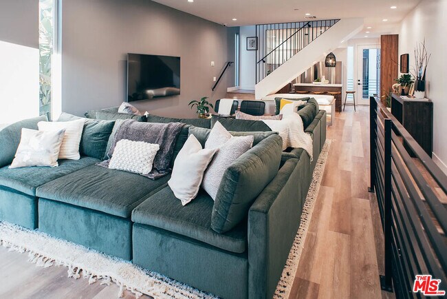 Foto del edificio - 803 N Harvard Blvd