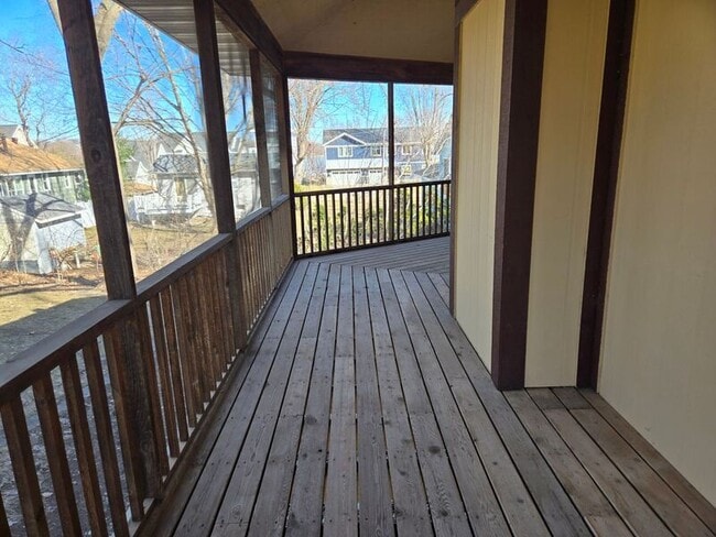 Foto del edificio - 7210 Juniper Ave