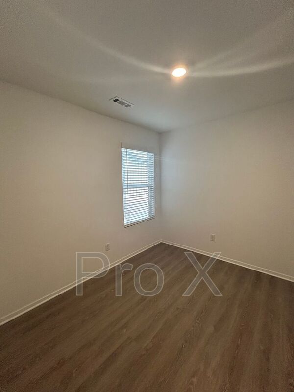 Building Photo - 114 NW 67th Ave