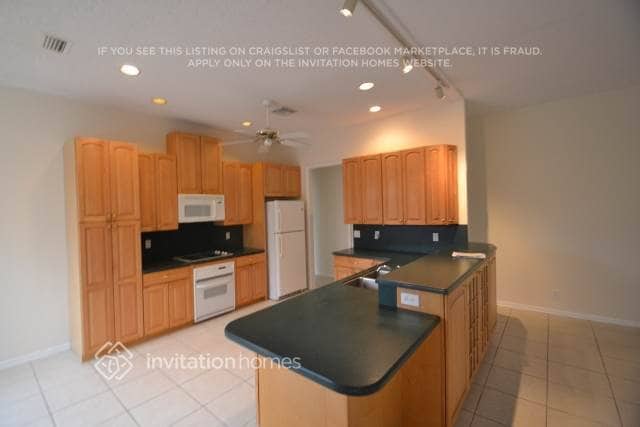 Foto del edificio - 2015 Portland Ave