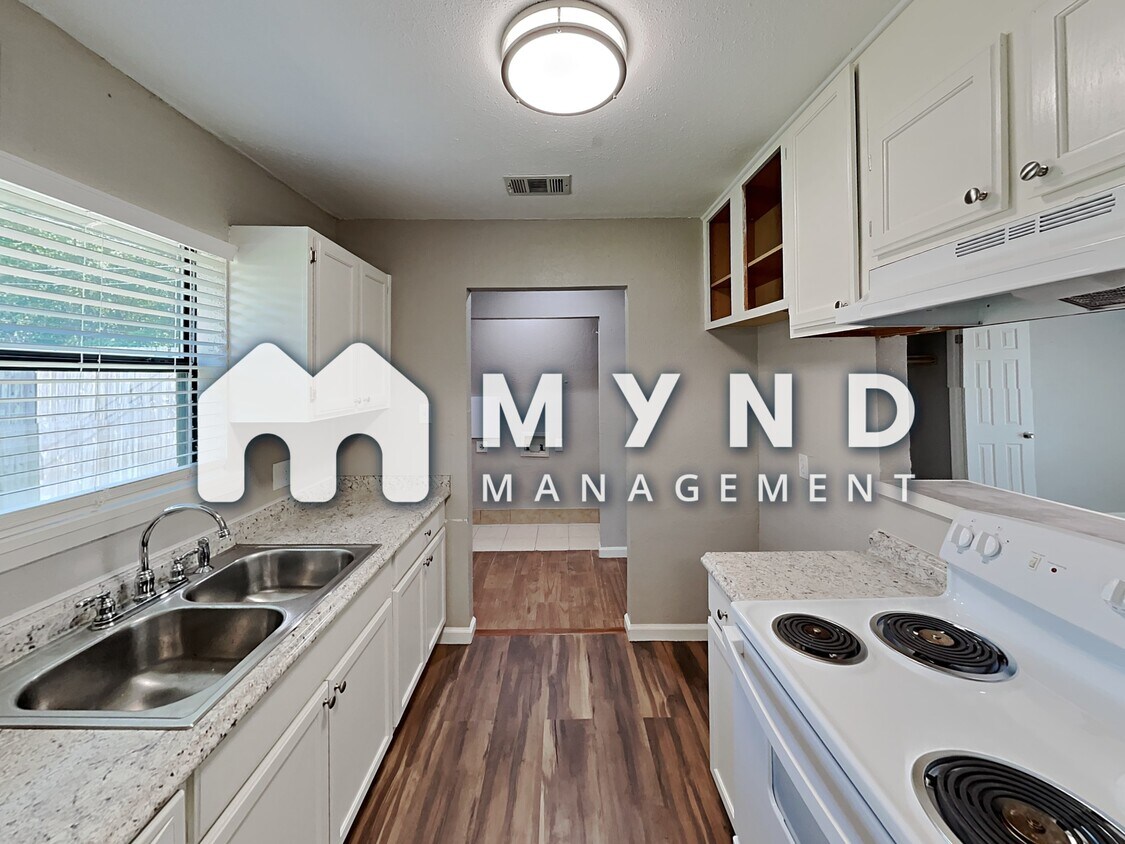 Foto principal - 1501 Cardinal Dr, Unit B
