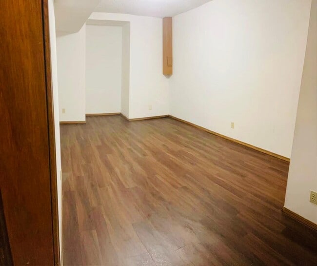 Building Photo - 1620 S Longford Ln