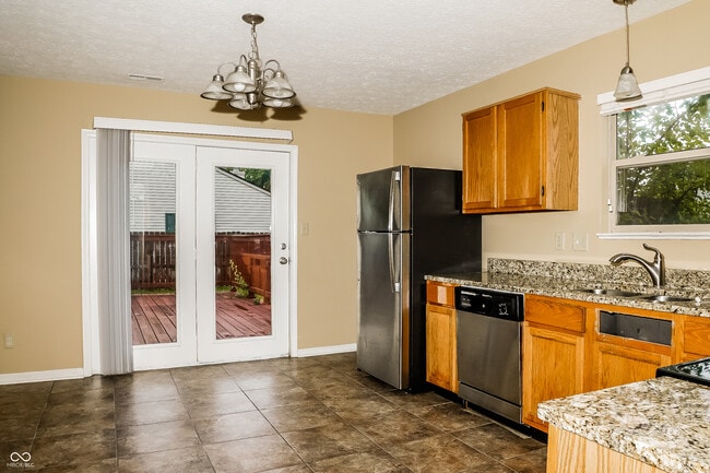 Building Photo - 6632 Gadsen Ct