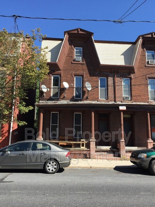 520 N 8th St Unit APt 1, Lebanon, PA 17046 Condo for Rent in Lebanon