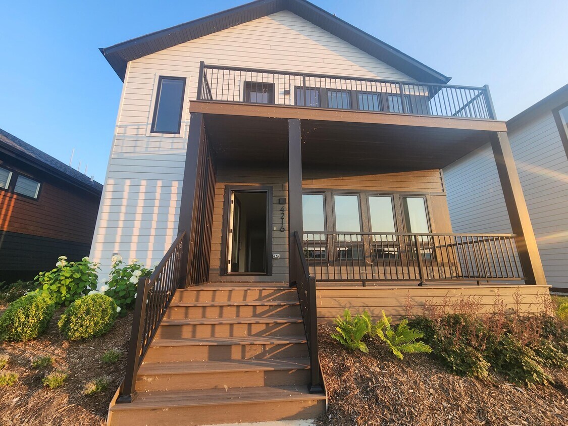 Foto principal - 4216 E Cypress Pl