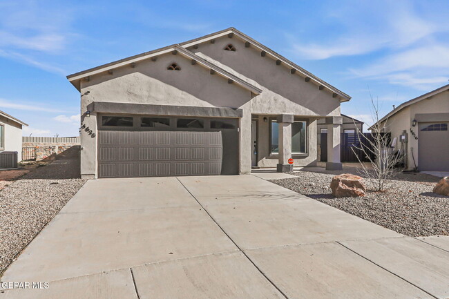 Building Photo - 14620 Carlo Alvarado Dr