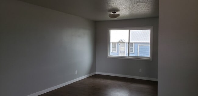 Foto del edificio - 765 N Colorado Ave